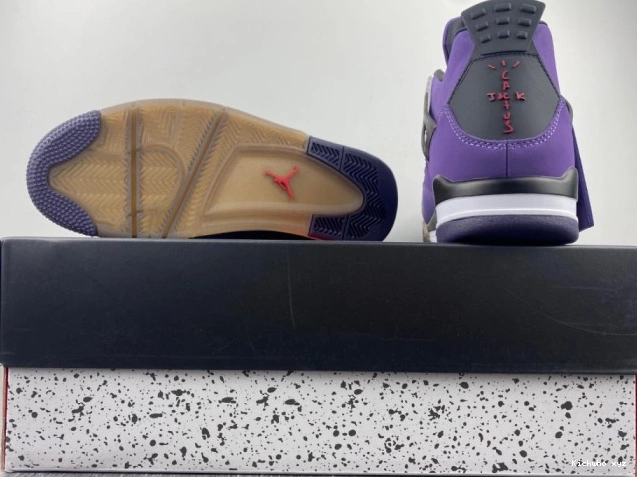 AND FAMILY) TRAVIS (FRIENDS RETRO LN4 4 PURPLE 766296 JORDAN SCOTT 0711